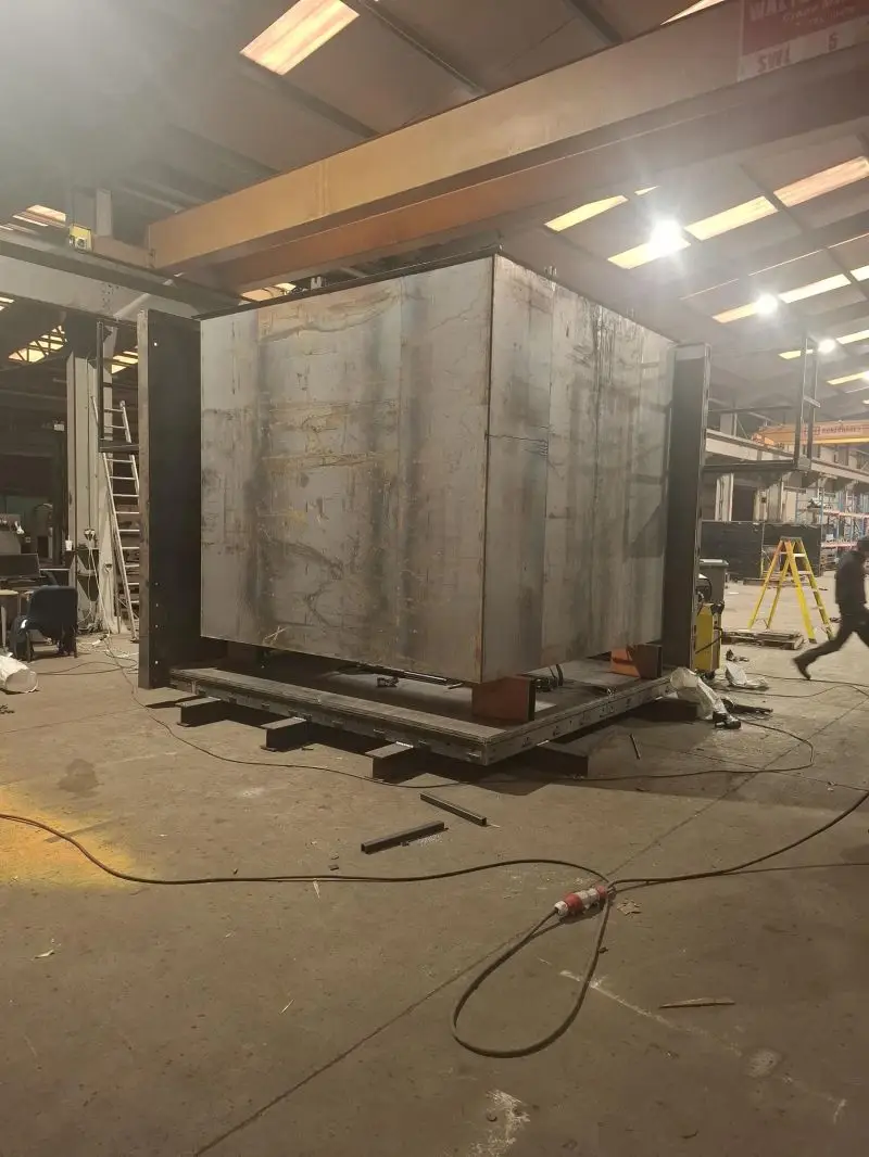 Mould during production, core walls